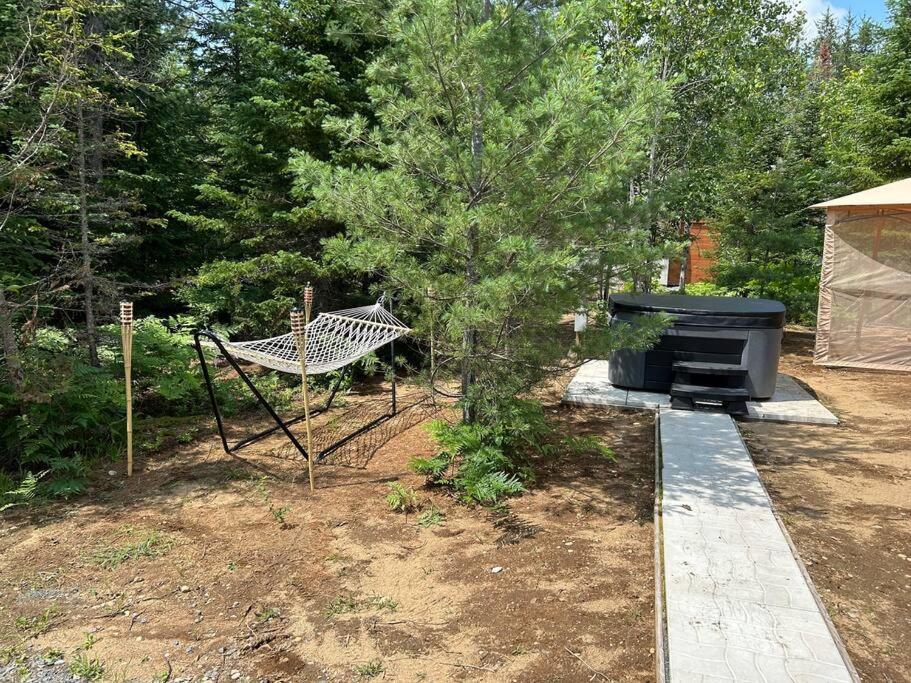 Chalet Alice A Louer Avec Spa Mauricie Saint-Alexis-des-Monts Zewnętrze zdjęcie